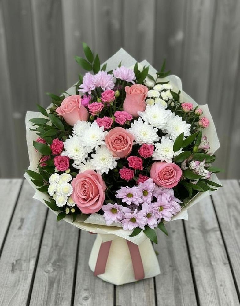 Букет цветов из: Альстромерии, Гвоздики, Розы и Хризантемы в Кардоникской