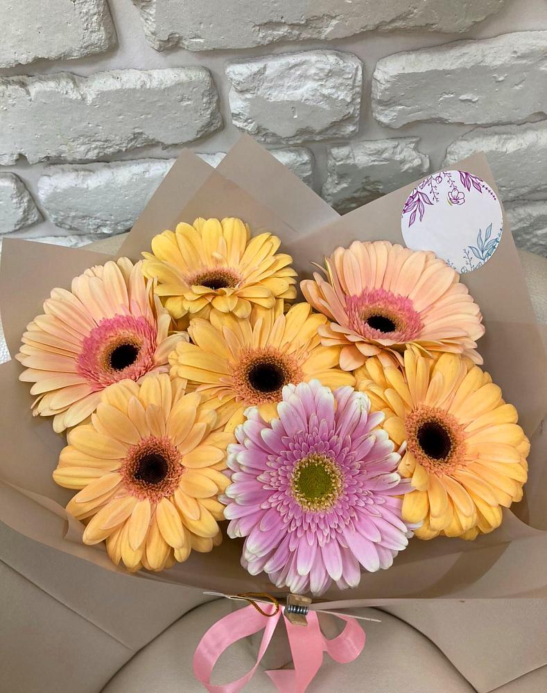 Букет цветов из: Герберы в Кардоникской