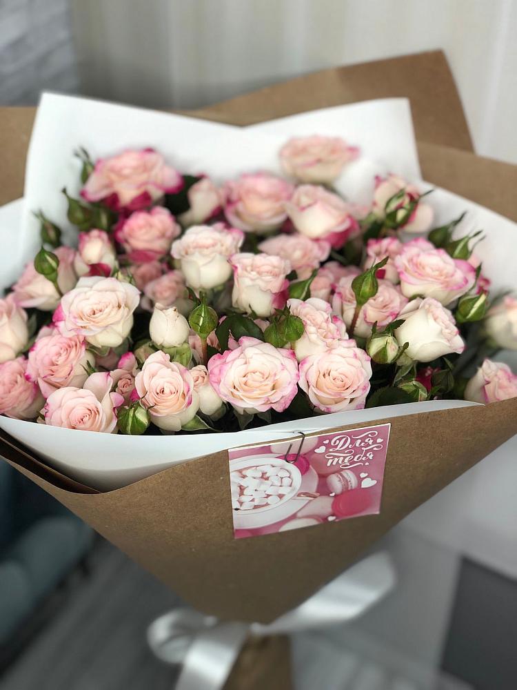 Букет цветов из: Розы в Кардоникской