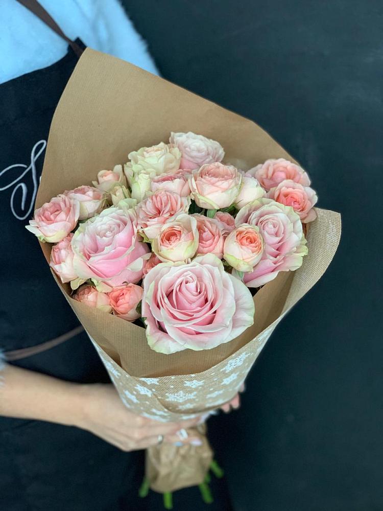 Букет цветов из: Хризантемы и Розы в Кардоникской