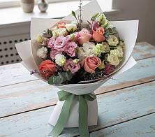 Букет цветов из:  Розы, Лизиантусы и Гвоздики в Кардоникской